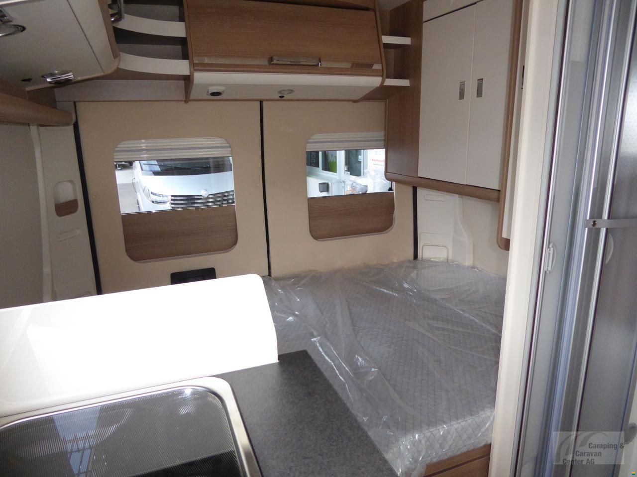 Malibu Van compact 540 DB Family-for-4