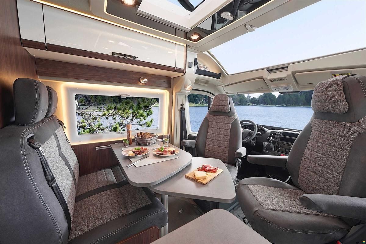 Pössl Summit 640 Prime *Längsbetten*