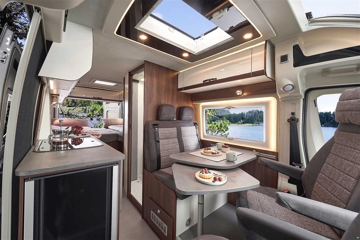 Pössl Summit 640 Prime *Längsbetten*