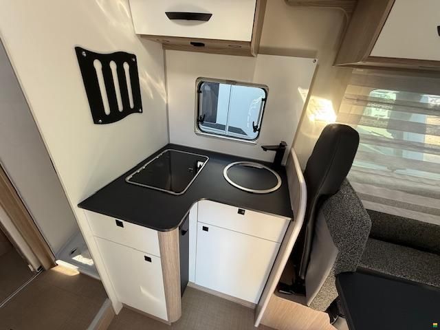 Bürstner Lyseo Time Skyline Edition T 732 G