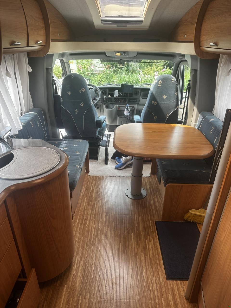 Bürstner Delphin Performance t 715