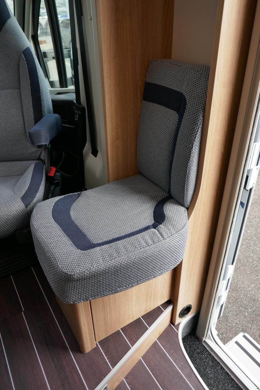 Knaus SKY TI 650 MEG