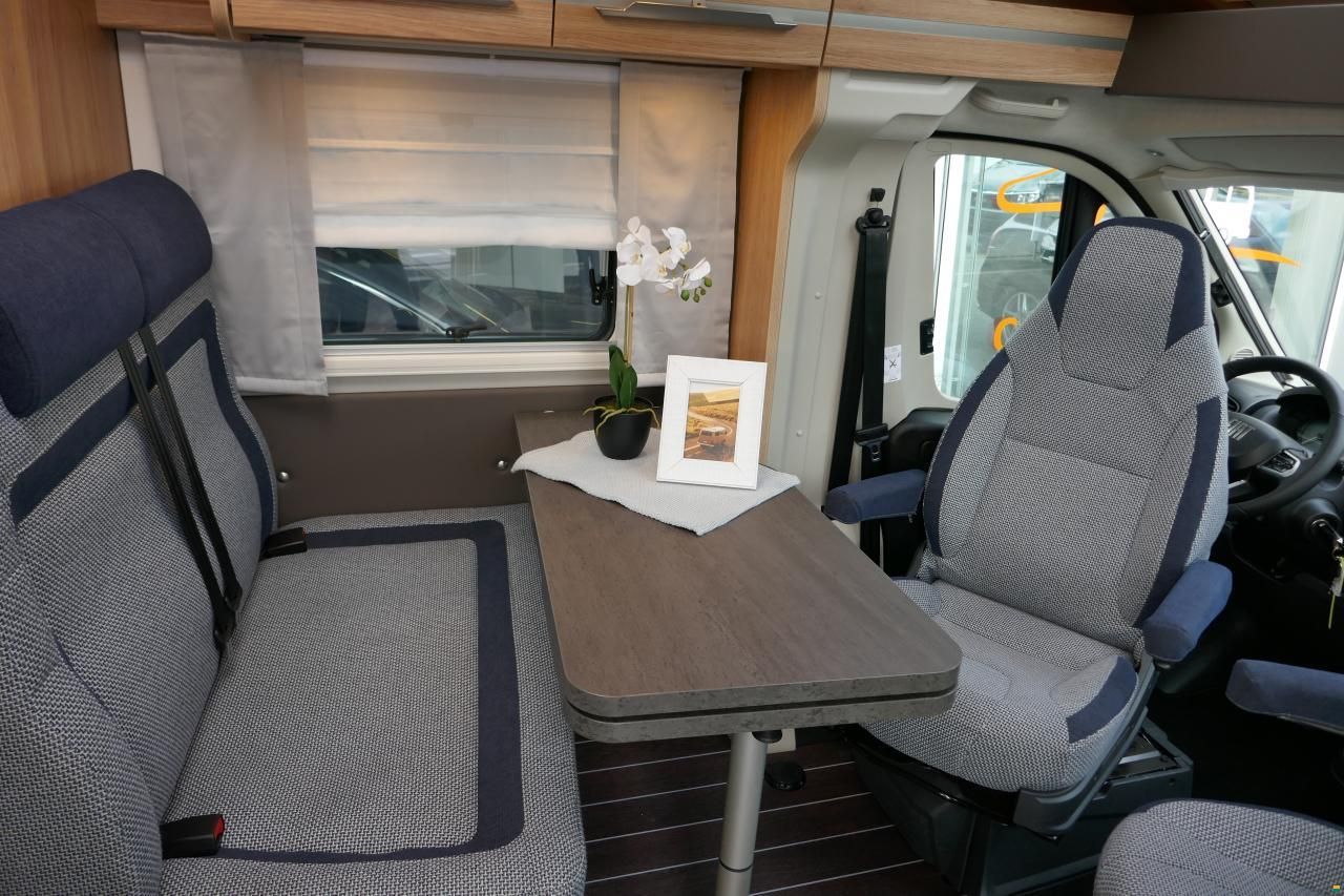 Knaus SKY TI 650 MEG