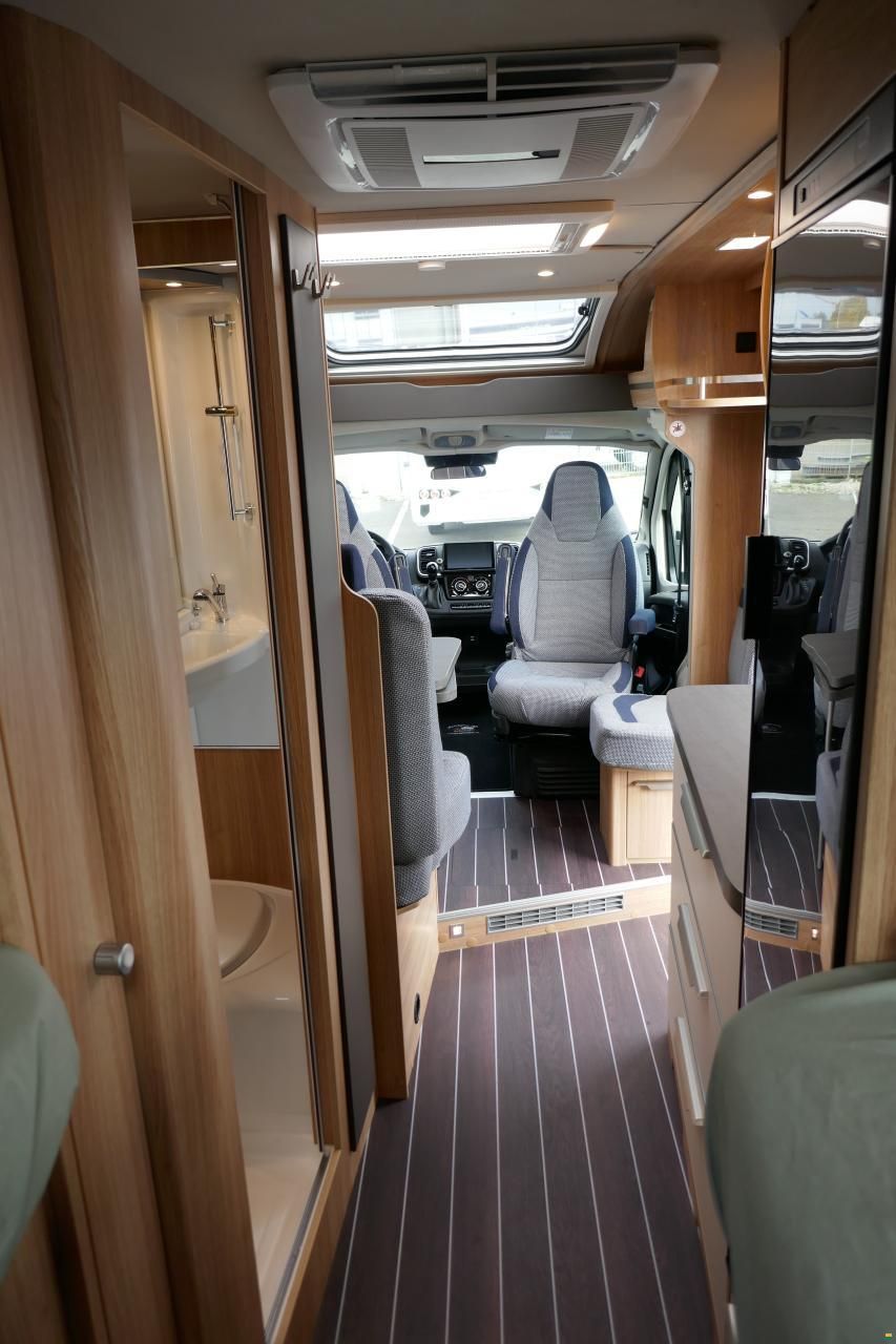 Knaus SKY TI 650 MEG