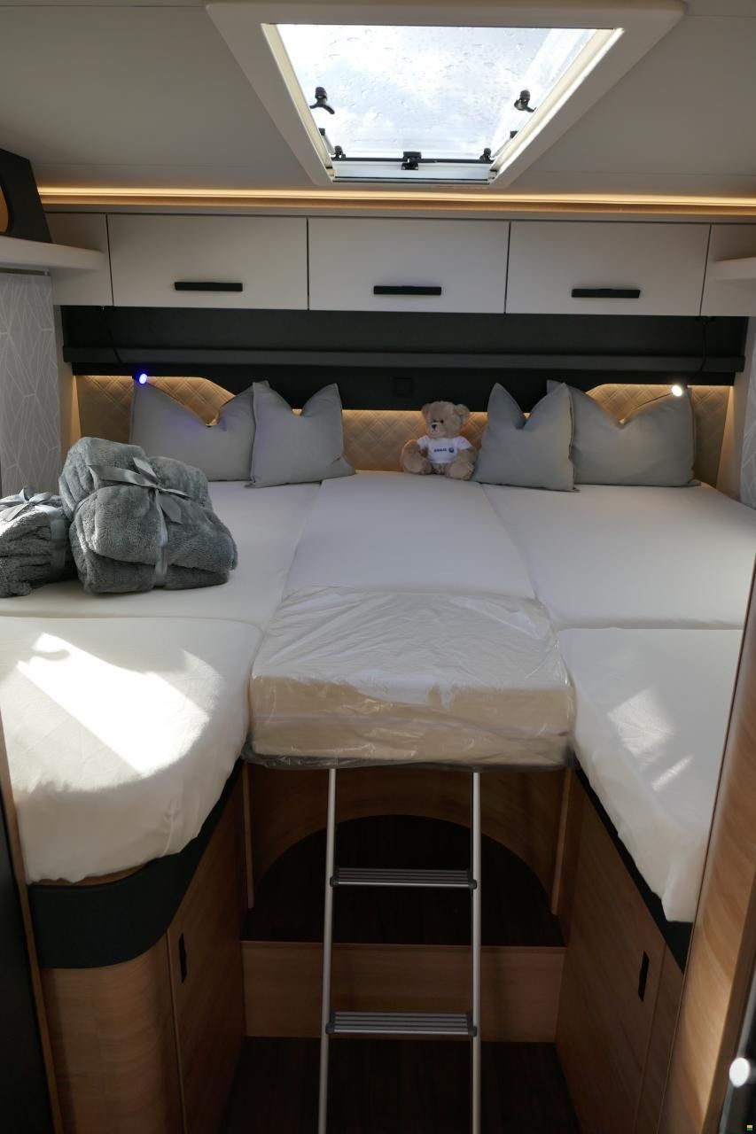 Knaus LIVE TI 650 MEG Platinum Selection