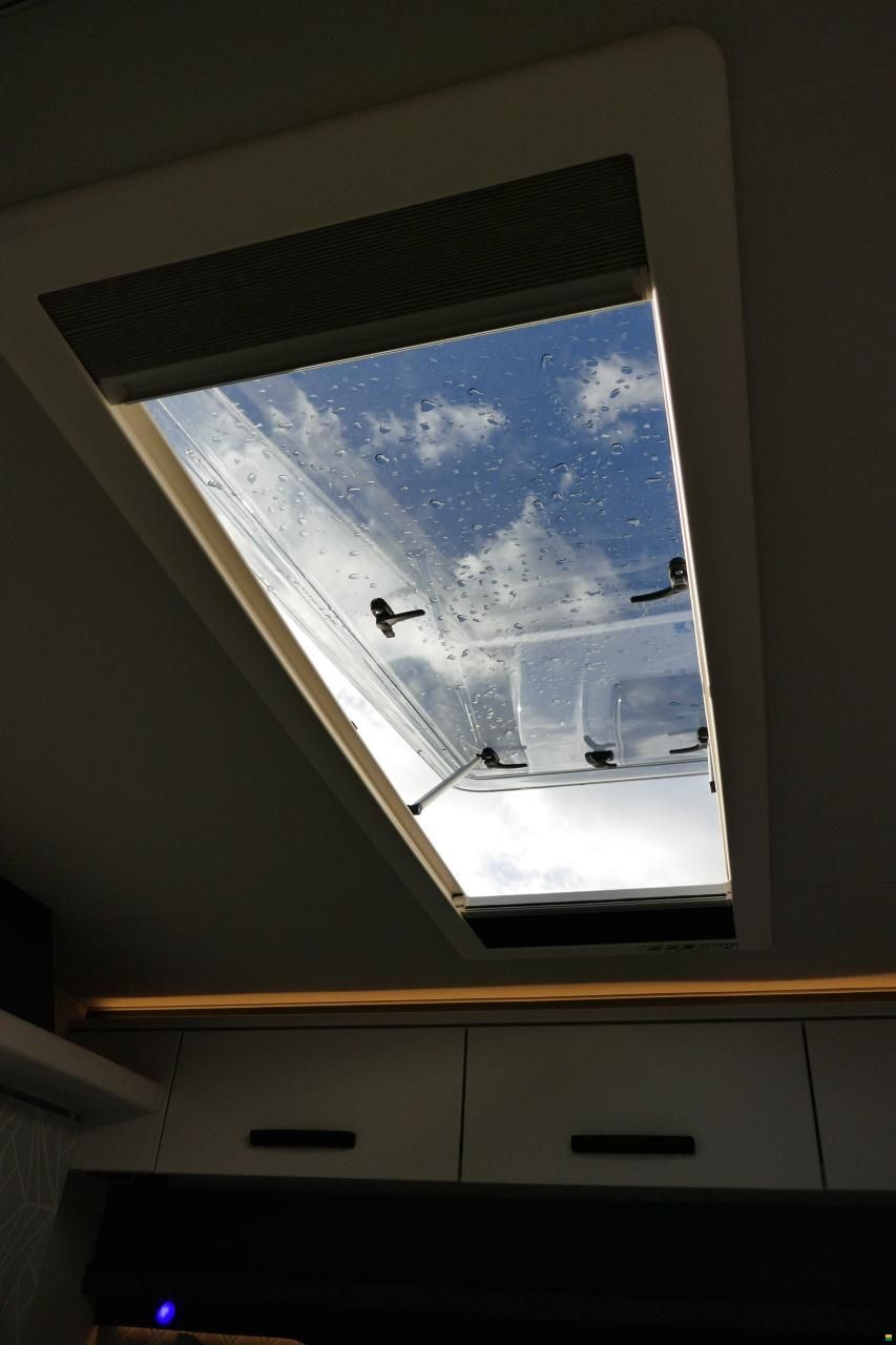 Knaus LIVE TI 650 MEG Platinum Selection