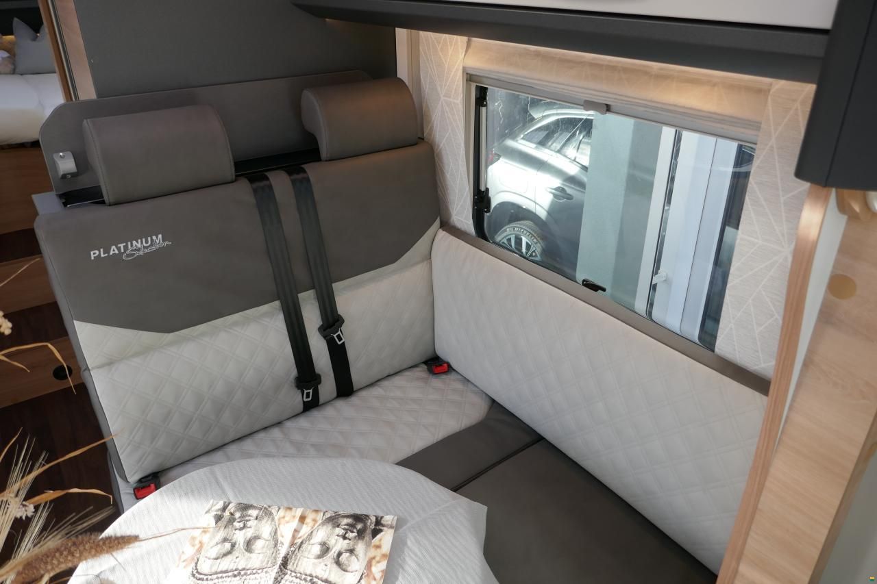 Knaus LIVE TI 650 MEG Platinum Selection