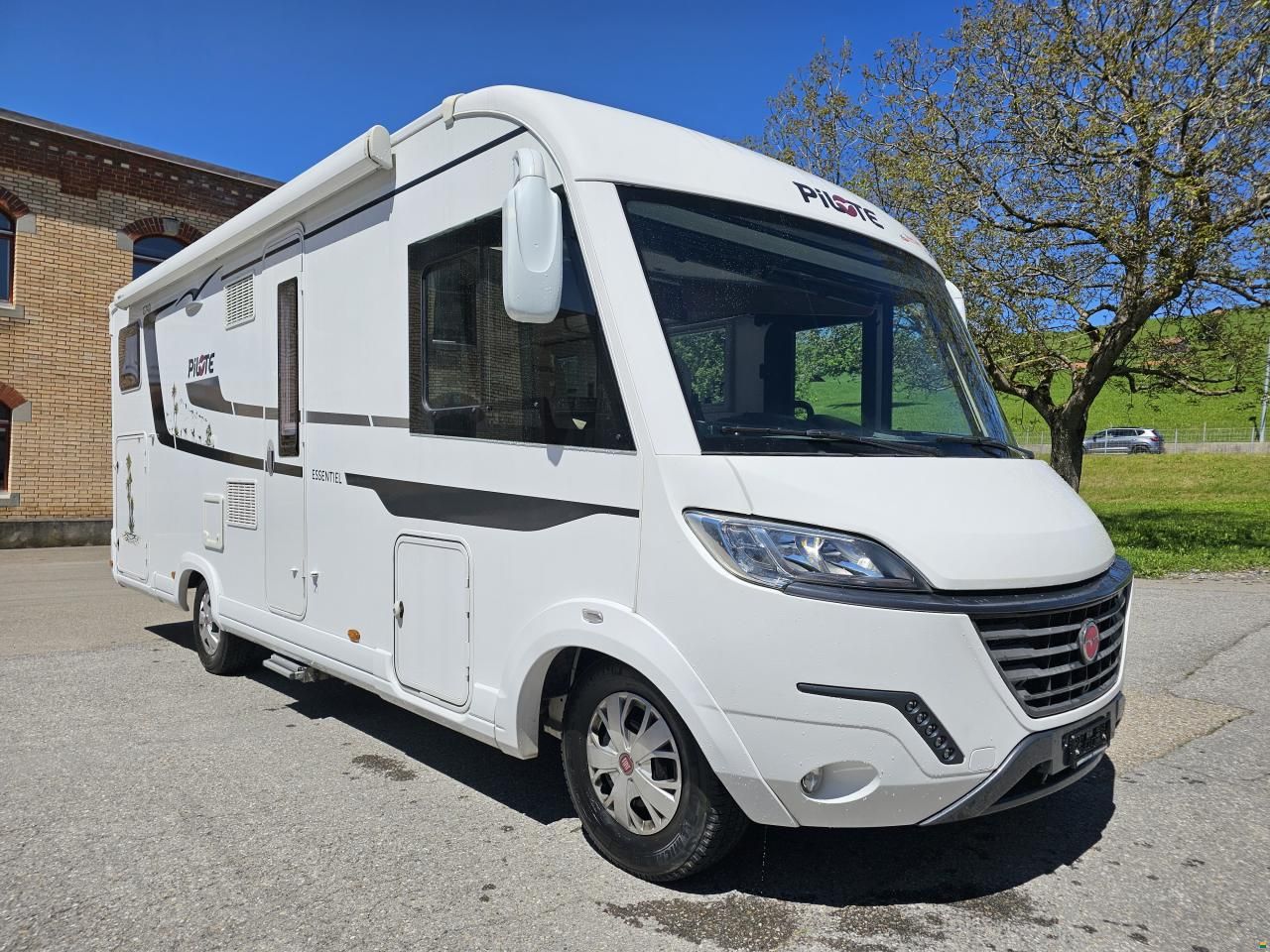 Pilote F740GJ Automat