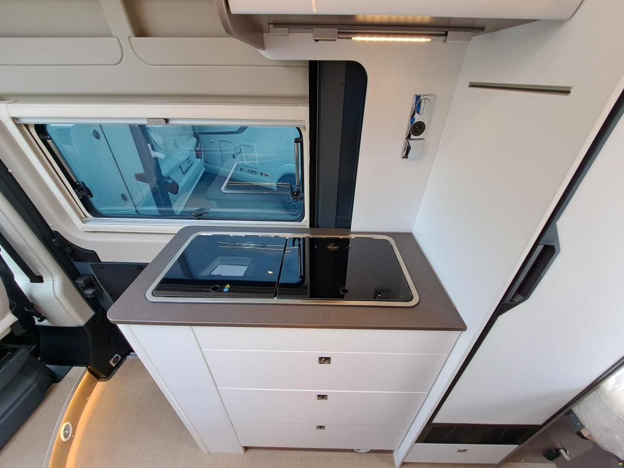 Bürstner Eliseo C 642