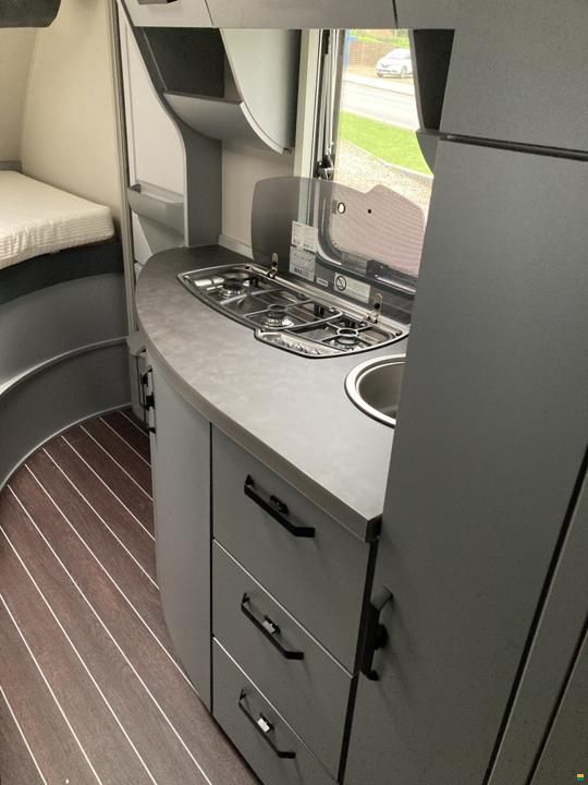 Knaus Sport & Fun "Black Selection"