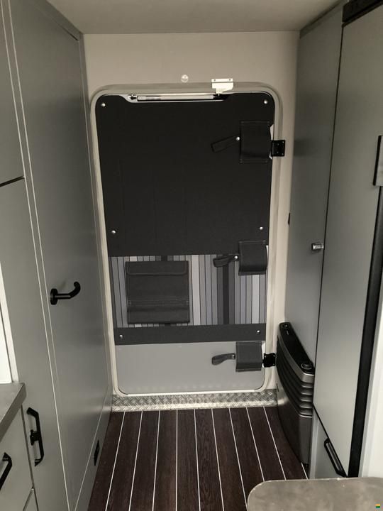 Knaus Sport & Fun "Black Selection"