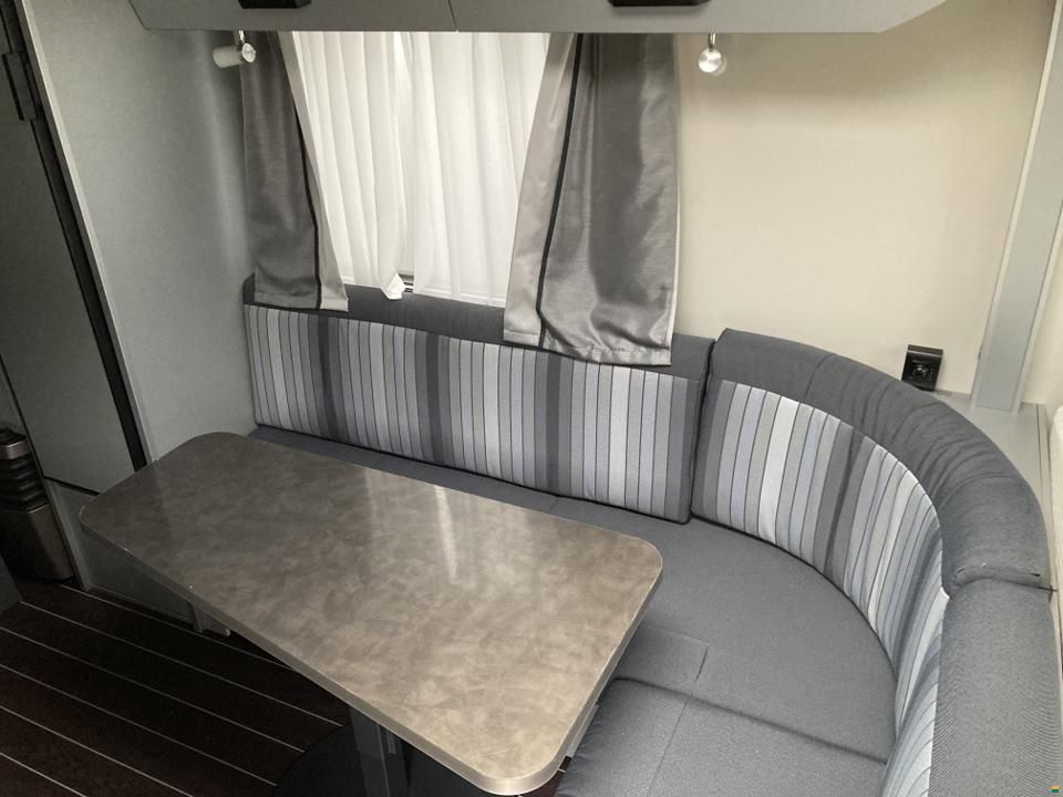 Knaus Sport & Fun "Black Selection"