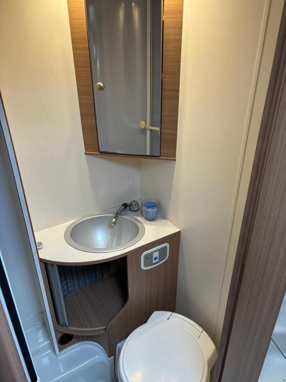 Adria Sun Living M 46 SP