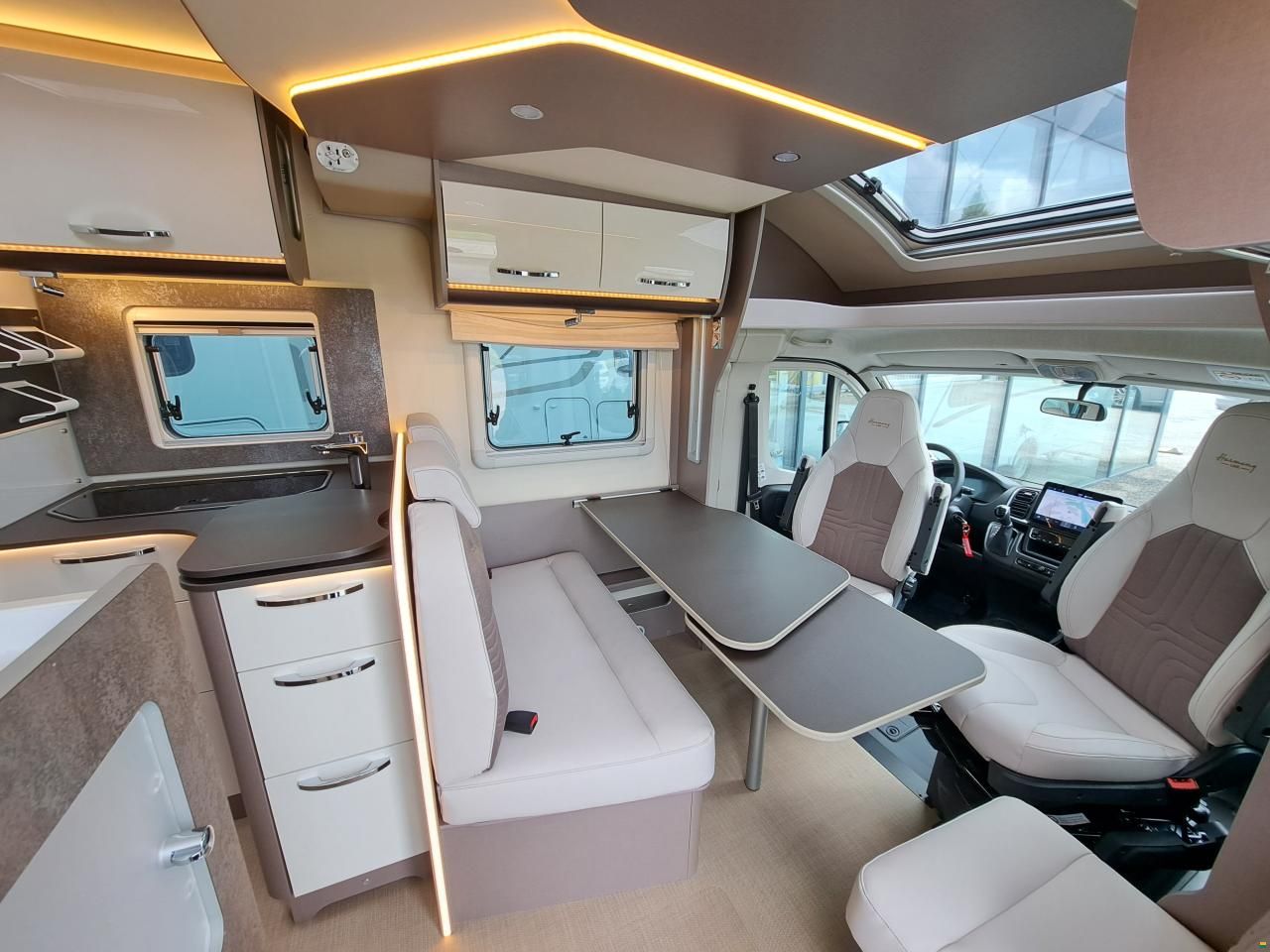 Bürstner Lyseo TD 690 G HL