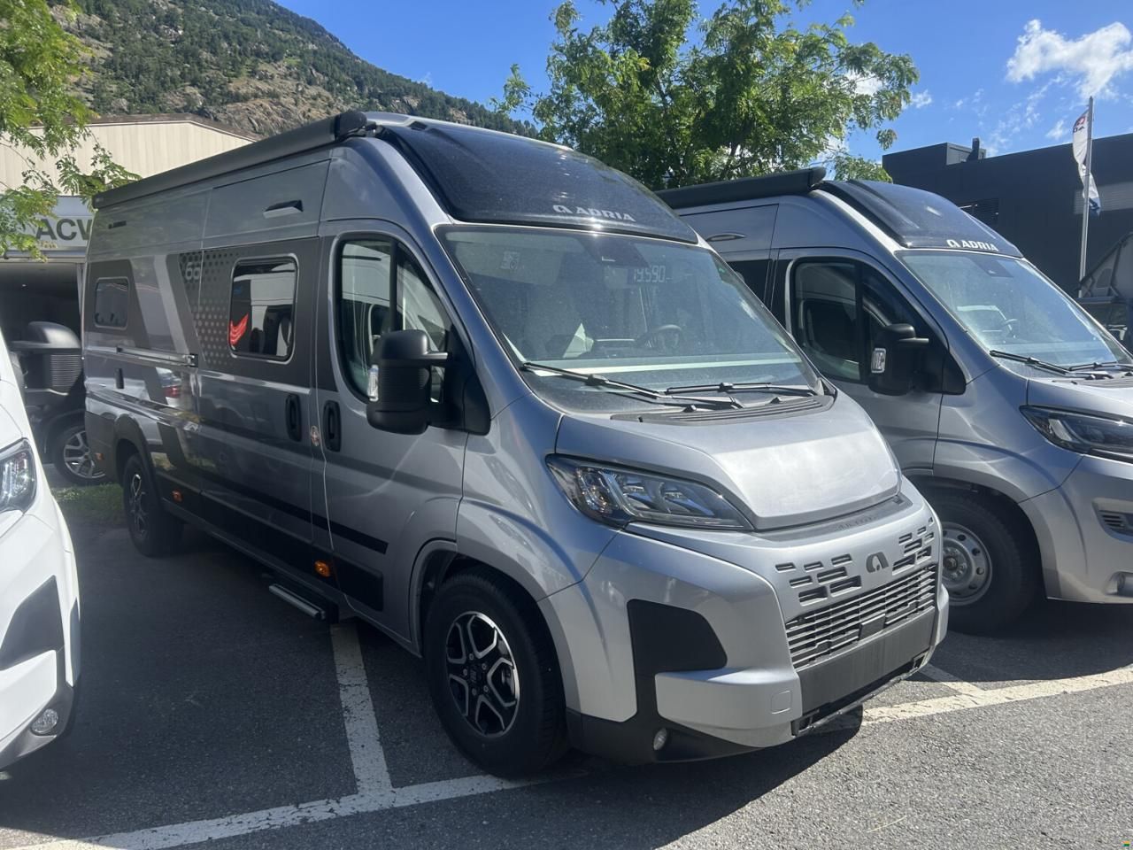 Adria Twin Edition 640 SGX RT