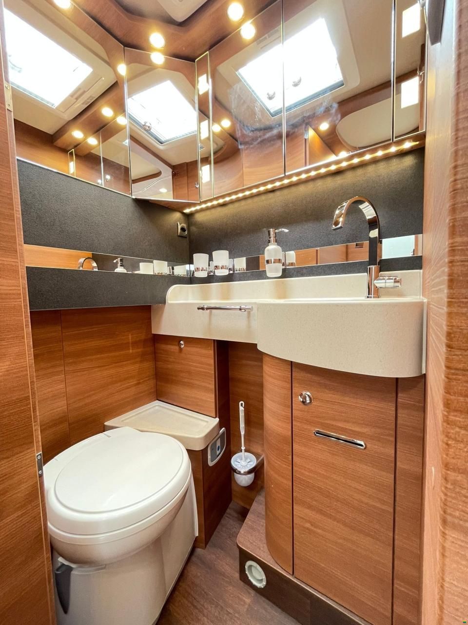 Carthago chic c-line I Mercedes c-line I 4.9 LE