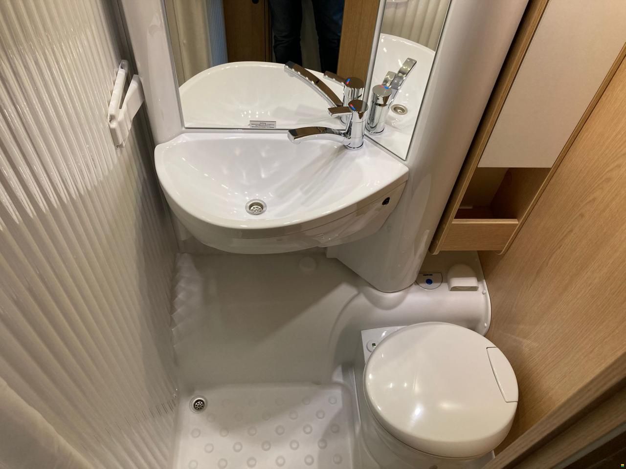 Sunlight V66 Adventure