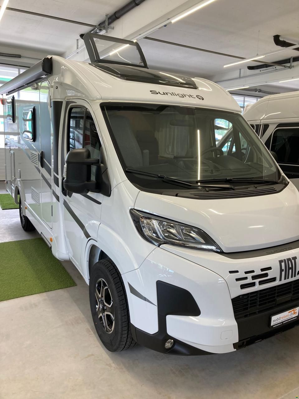 Sunlight V66 Adventure