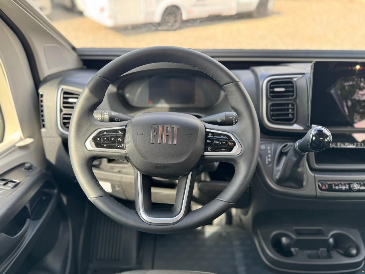 Adria Twin 640 SGX Swiss Edition