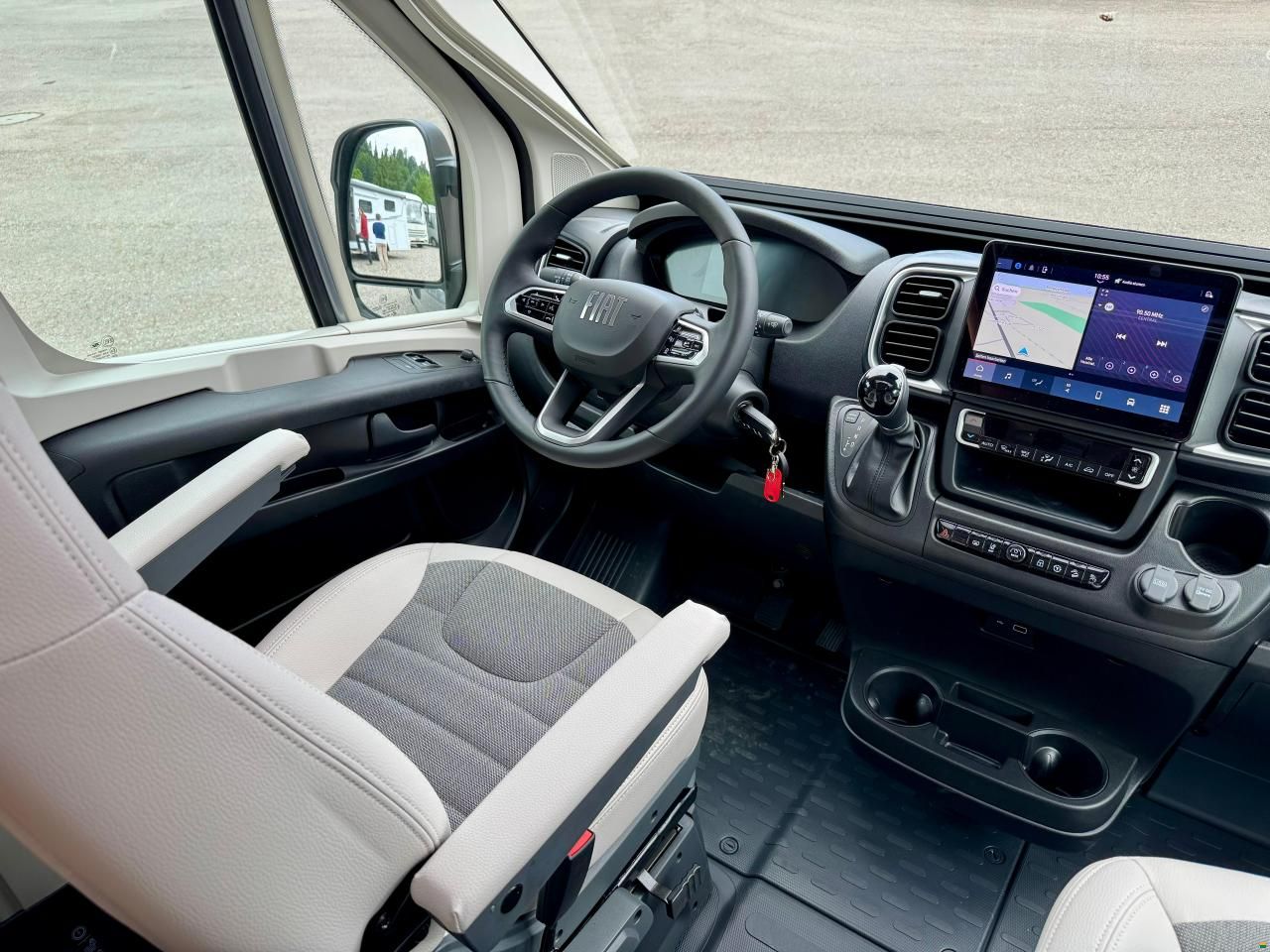 Adria Twin 640 SGX 60 Y Selection