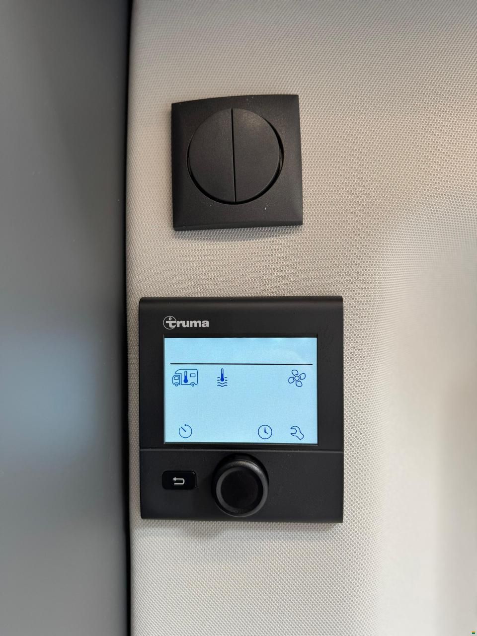 Adria Twin 640 SLB 60 Y Selection