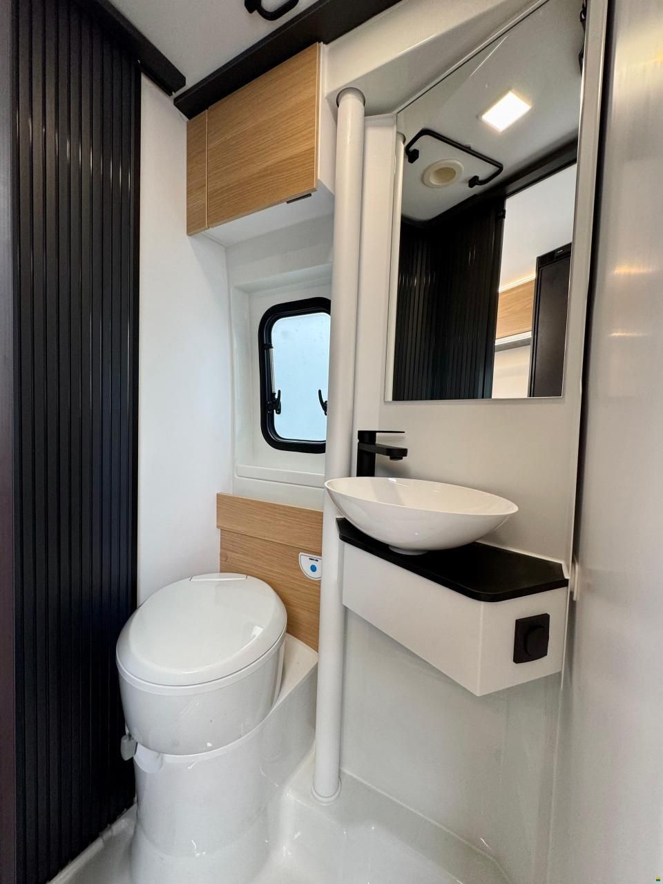 Adria Twin 640 SLB 60 Y Selection