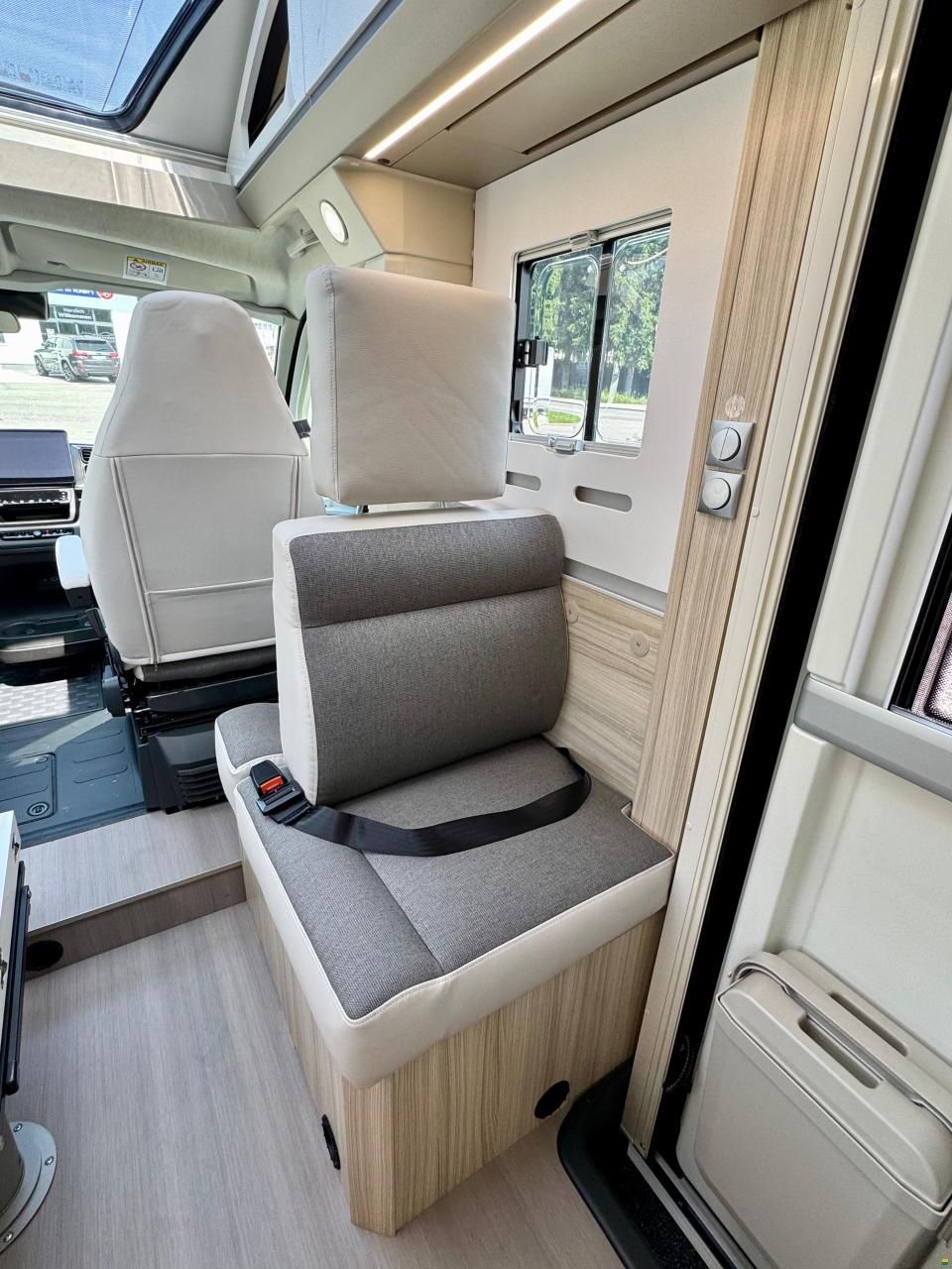 Adria Compact DL 60 Y Selection