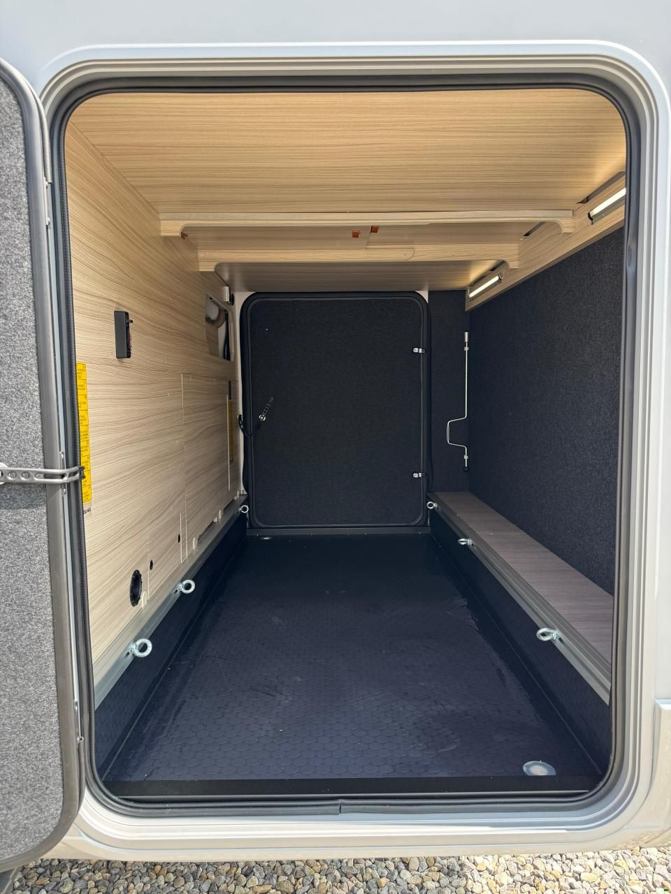 Adria Compact DL 60 Y Selection