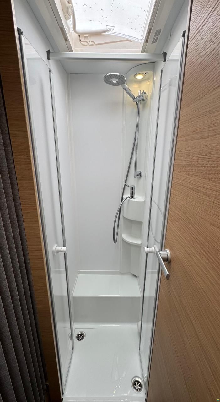 Adria Matrix 670 SL 60 Y Selection