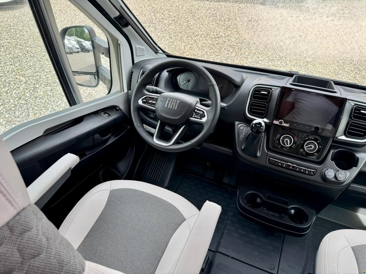 Adria Matrix 670 SL 60 Y Selection