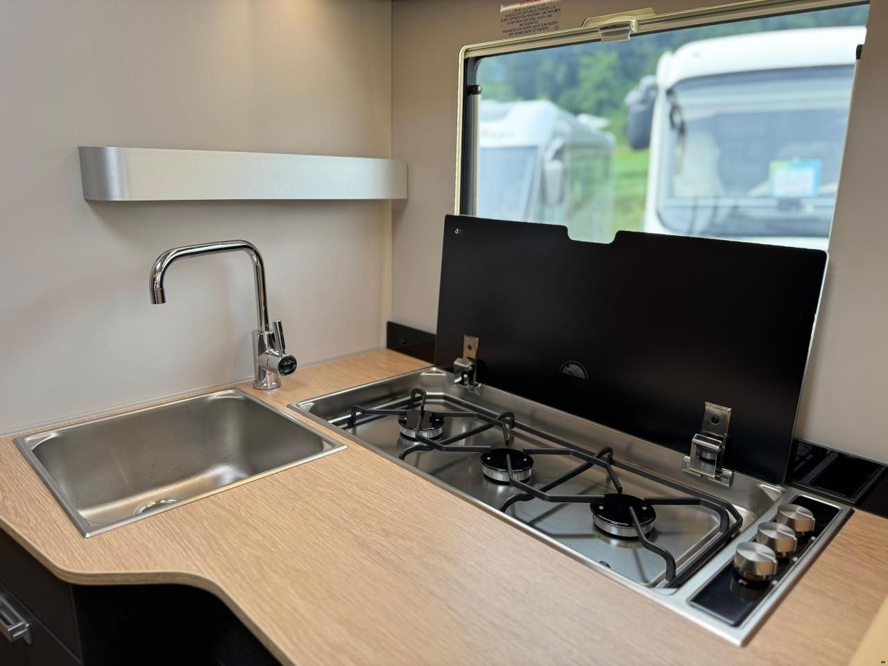 Adria Matrix 670 SL 60 Y Selection