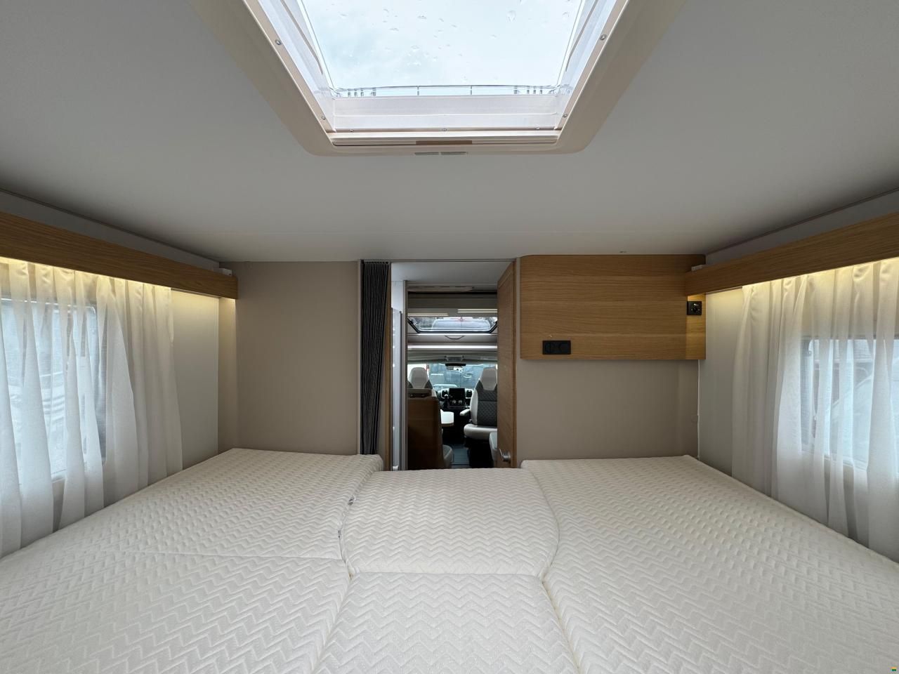 Adria Matrix 670 SL 60 Y Selection