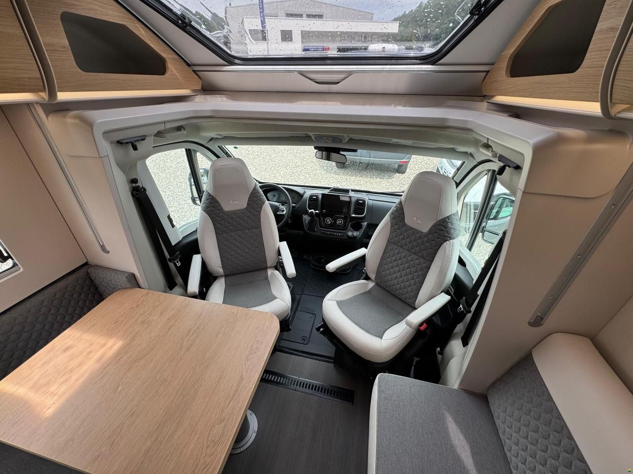 Adria Matrix 670 SL 60 Y Selection