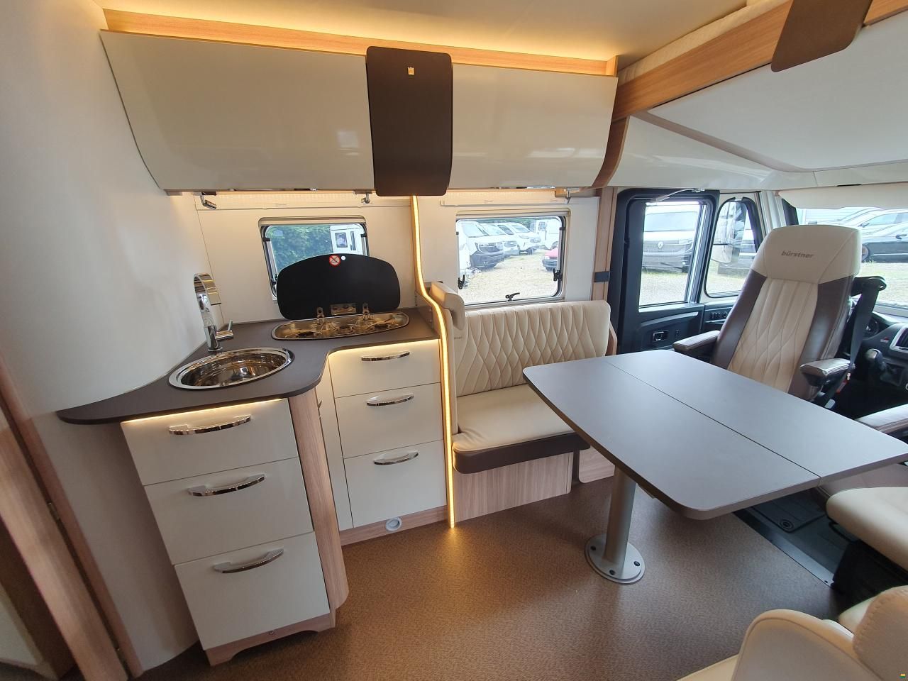 Bürstner IXEO I 736