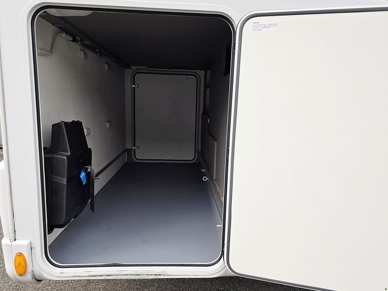 LMC TOURER LIFT H 730 G 2.2 HDI