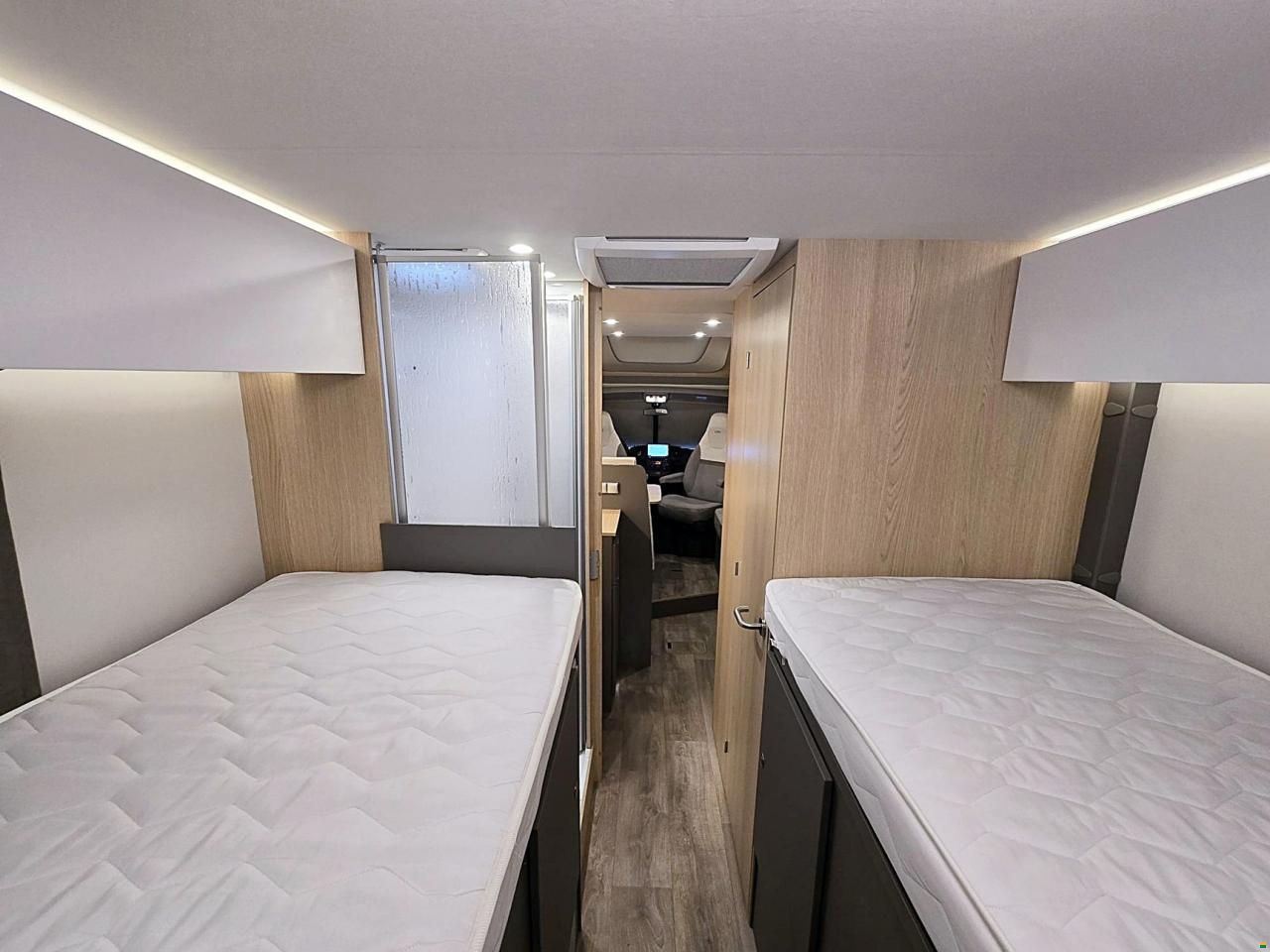 LMC TOURER LIFT H 730 G 2.2 HDI