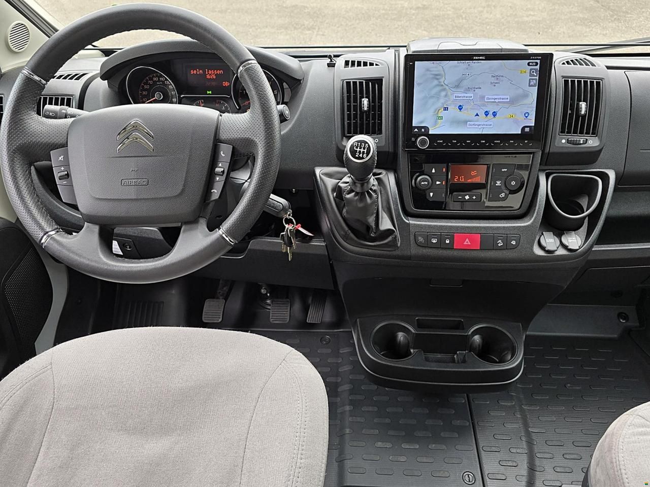 LMC TOURER LIFT H 730 G 2.2 HDI