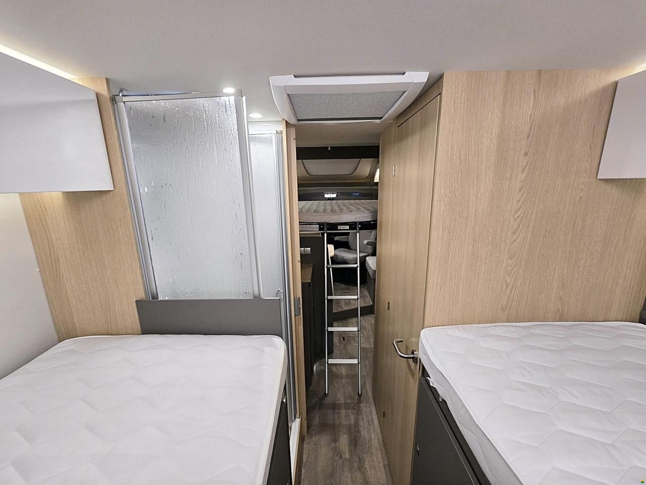 LMC TOURER LIFT H 730 G 2.2 HDI