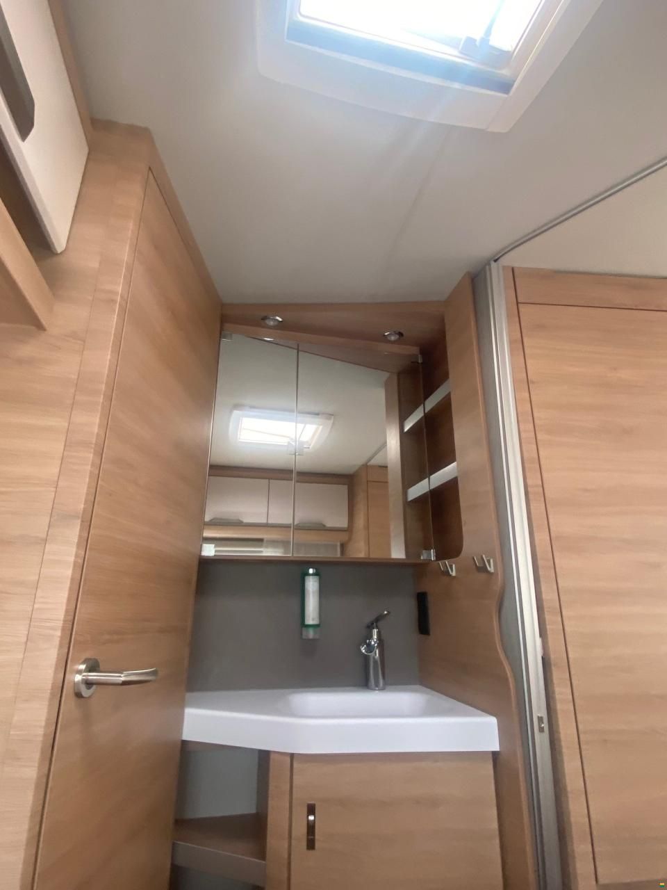 Knaus Südwind 550 FSK 60 Years Edition