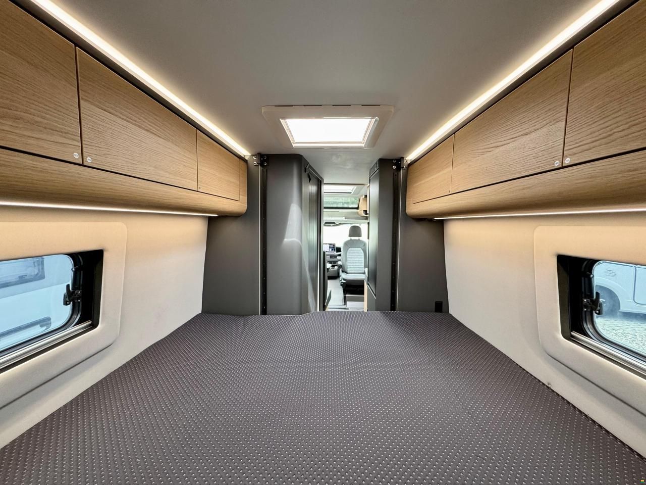 Adria Twin Max 680 SGX