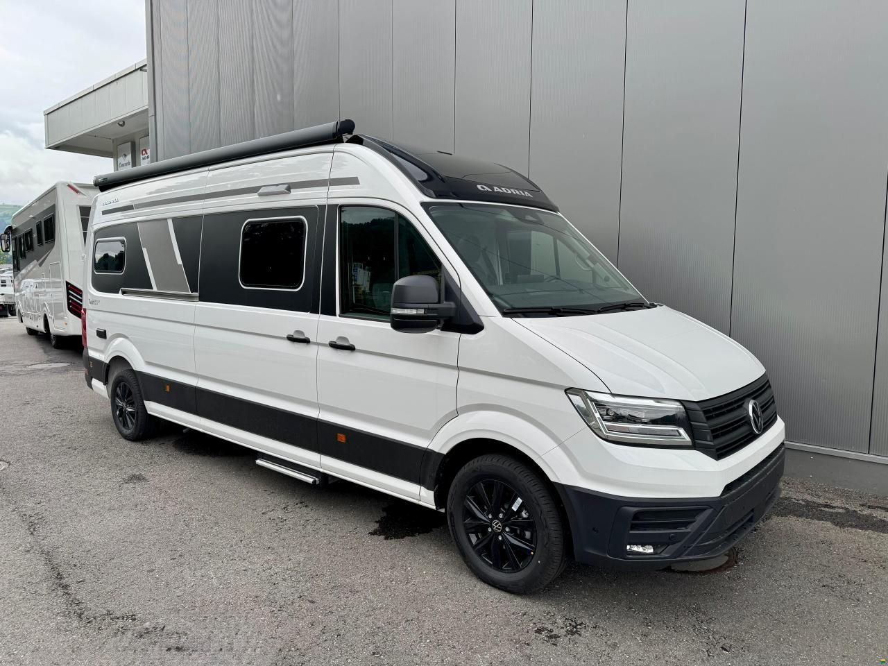 Adria Twin Max 680 SGX