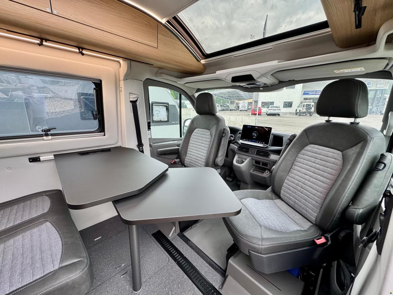 Adria Twin Max 680 SGX