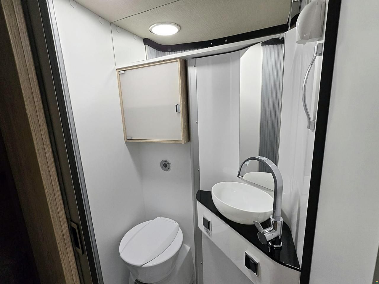 Pössl Summit 600 PLUS 2.3 9G-AUTOMAT MJ 160