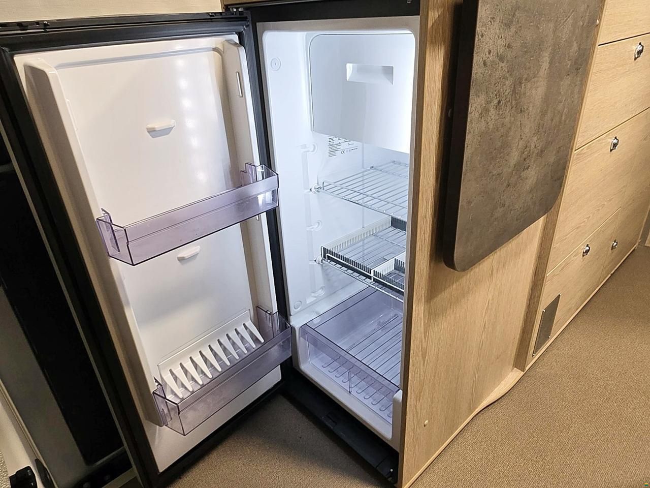 Pössl Summit 600 PLUS 2.3 9G-AUTOMAT MJ 160