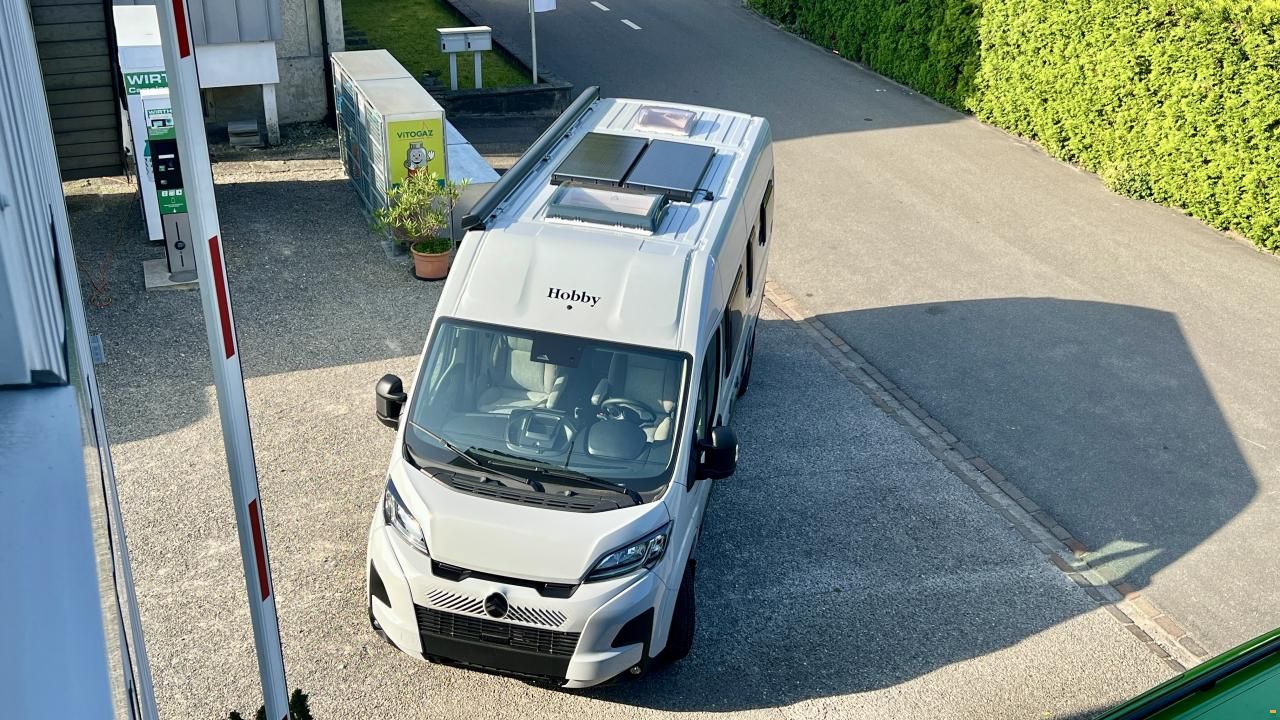 Hobby ONTOUR Van 600 FT Solaris