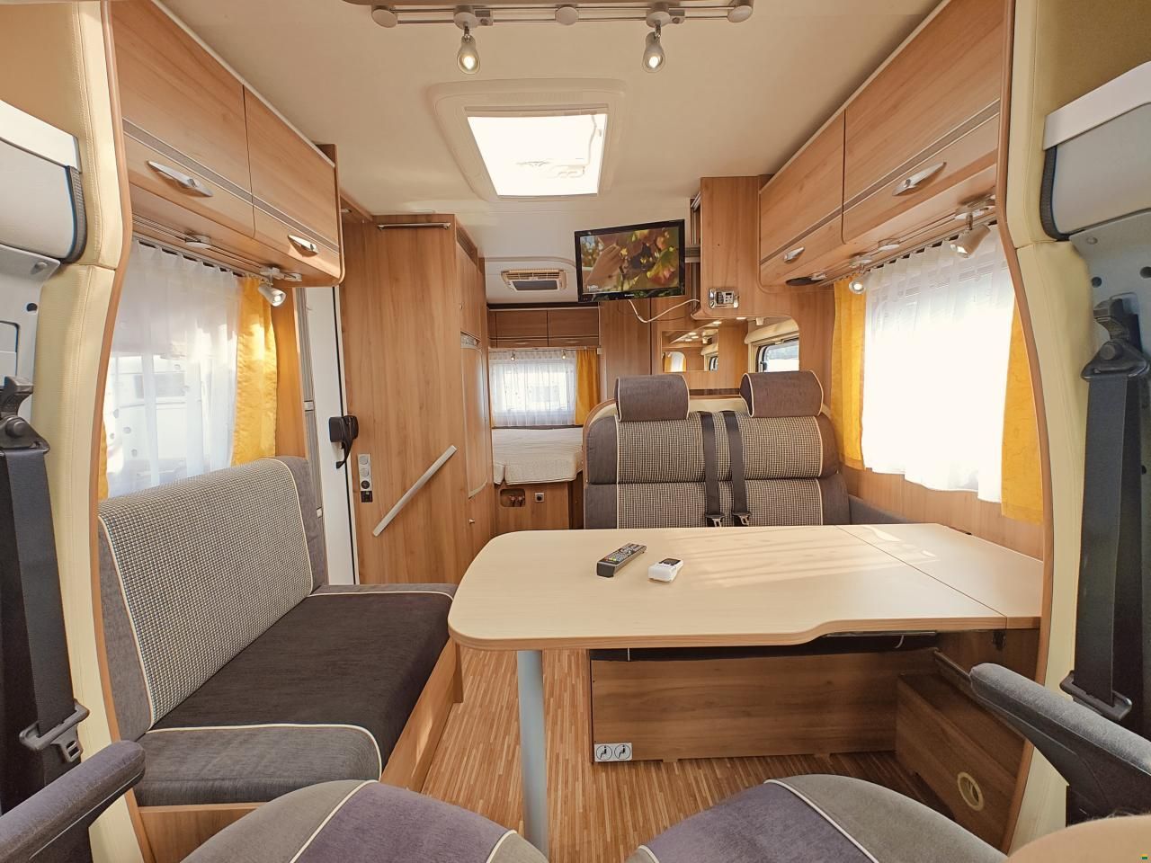 Bürstner Nexxo T660