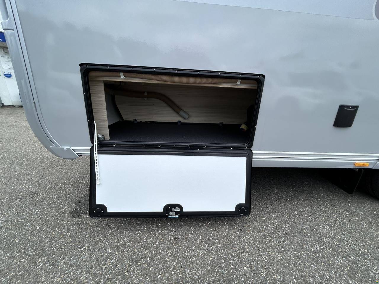 Adria Altea 502 UL DeLuxe 60Y