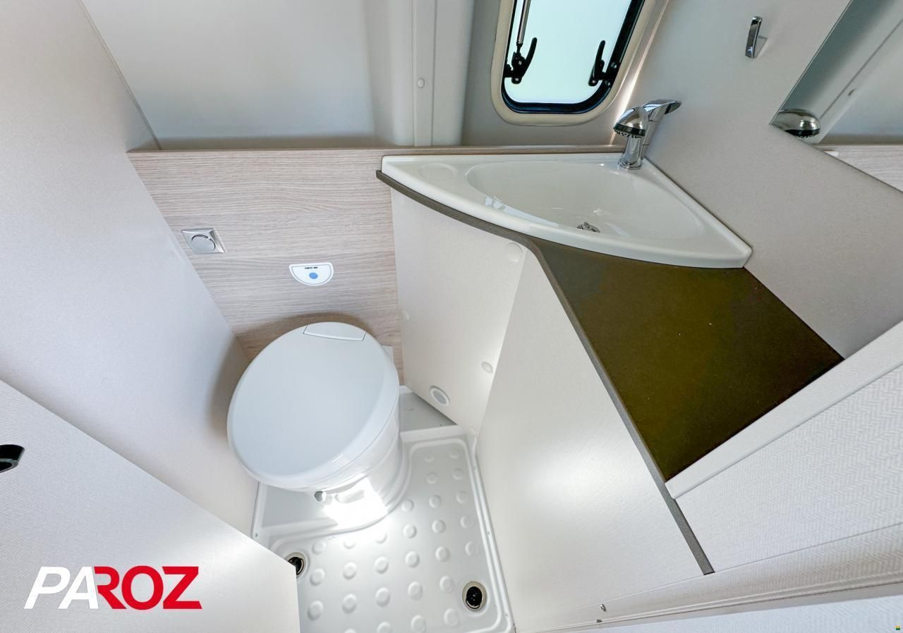 Bürstner Lineo C590 Aufstelldach