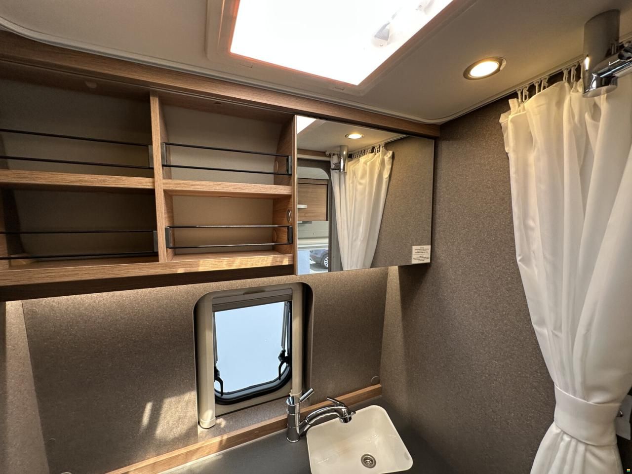 Dethleffs Globetrail Classic 600 DK Fiat