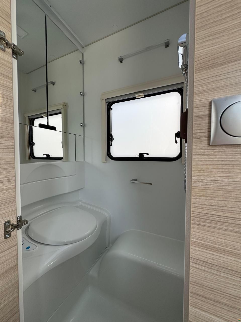 Adria ALTEA 502 UL 60Y DELUXE